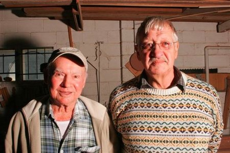 Kosie Viljoen van Hermanus en Hannes Lüdick van Kleinbaai.